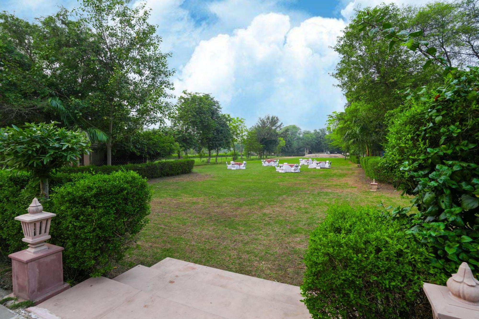 Hotel Club Mahindra Bharatpur Exterior foto